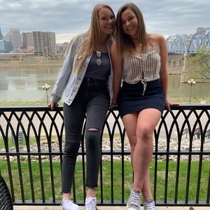 Meet your Posher, Jenna